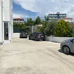 Otto 3* Ksamil