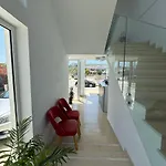 Otto 3* Ksamil