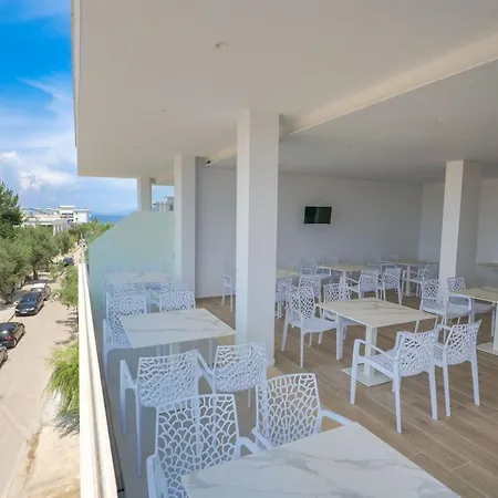 Hotel Otto Ksamil