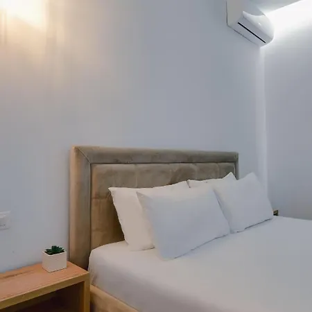 Hotel Otto Ksamil